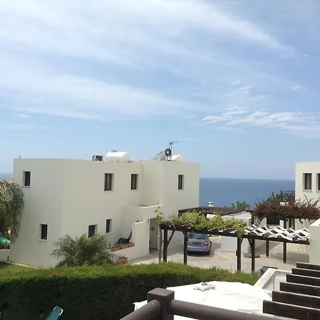 Aura Holiday Villas Paphos Room photo
